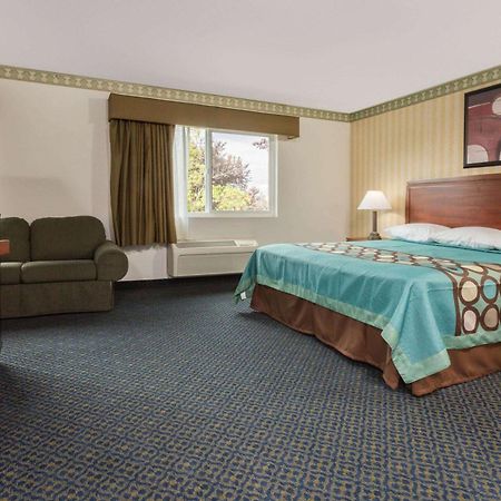 מלון Carmichael Super 8 By Wyndham Sacramento מראה חיצוני תמונה