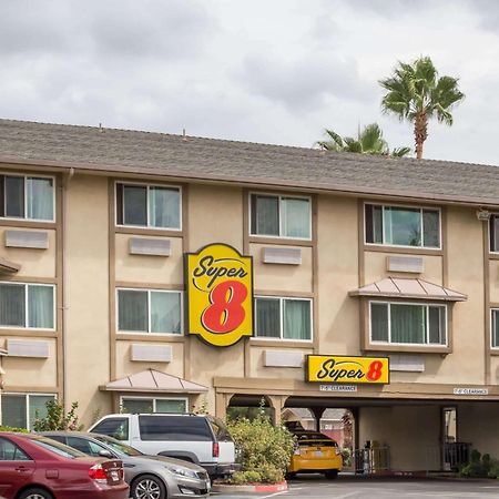 מלון Carmichael Super 8 By Wyndham Sacramento מראה חיצוני תמונה