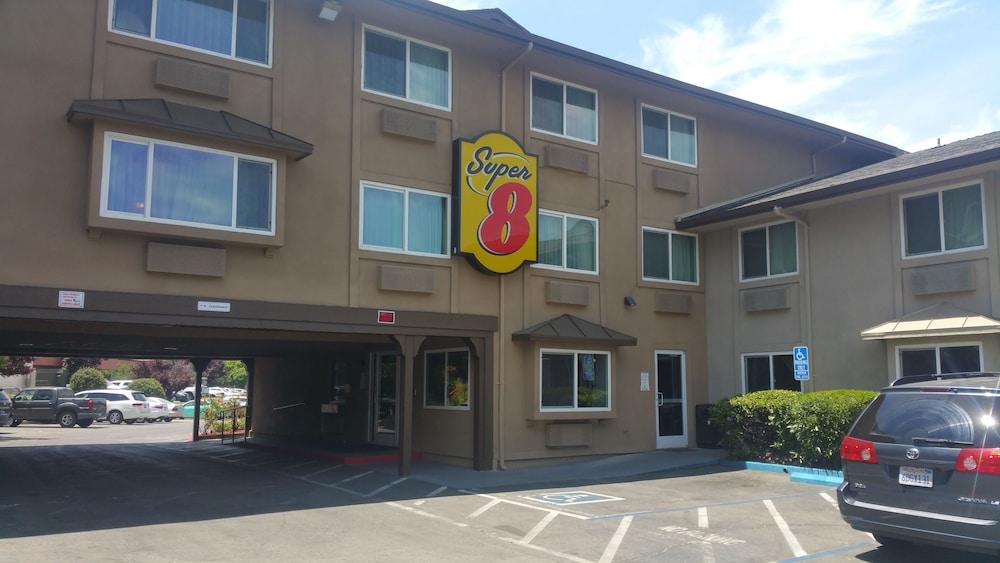מלון Carmichael Super 8 By Wyndham Sacramento מראה חיצוני תמונה