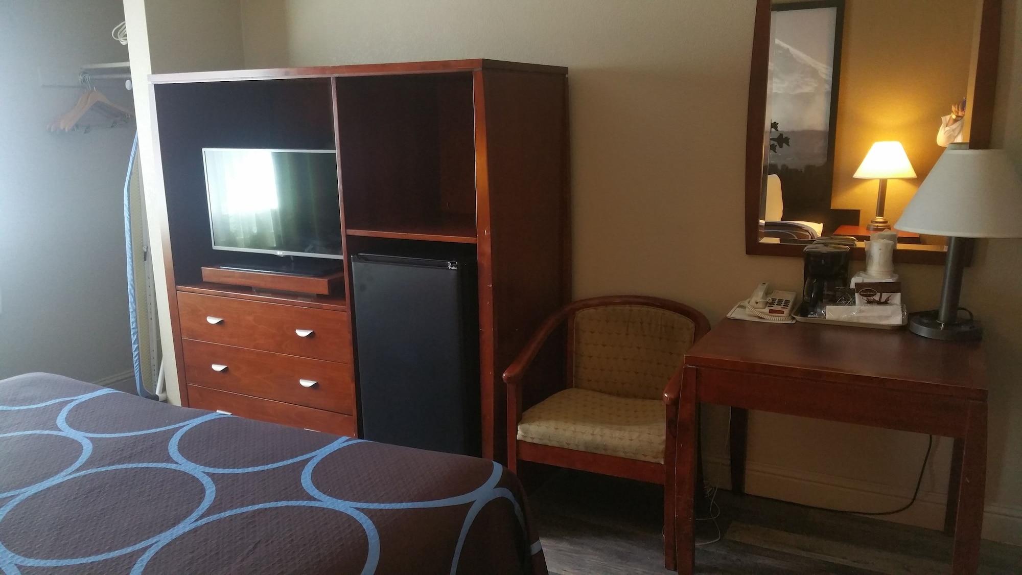 מלון Carmichael Super 8 By Wyndham Sacramento מראה חיצוני תמונה
