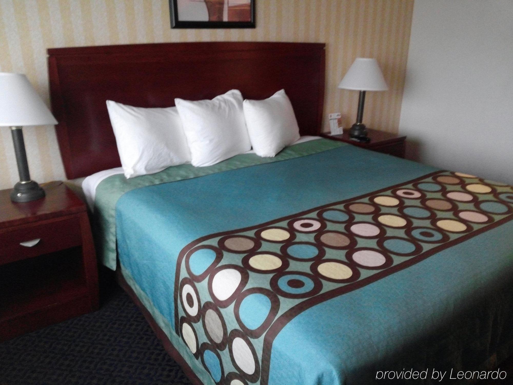 מלון Carmichael Super 8 By Wyndham Sacramento מראה חיצוני תמונה